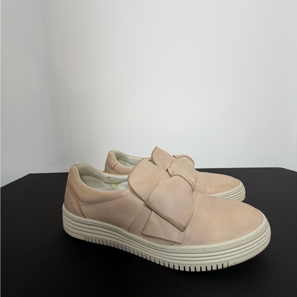 Bullboxer Blush Bow Sneakers